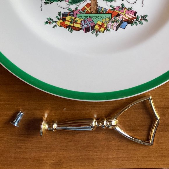 Spode Christmas Tree Tidbit Tray with handle Box included - Picture 9 of 9